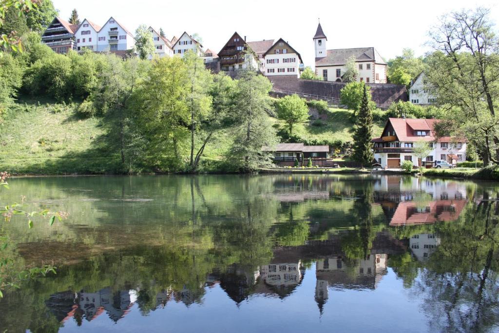 Hotel Roessle Berneck Altensteig Buitenkant foto